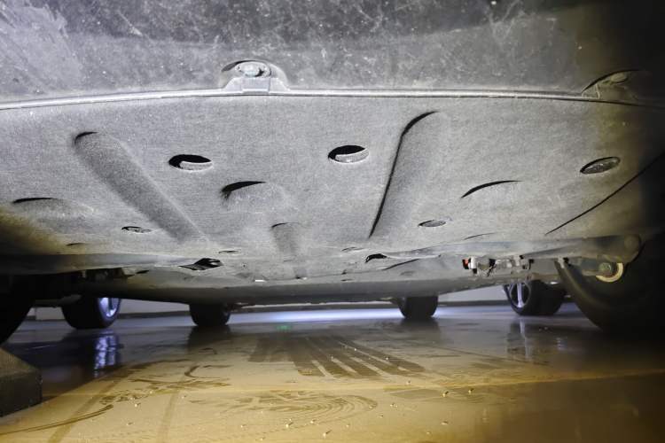 Used BYD Seal 2025 650 Long-Range Version Chassis Rear