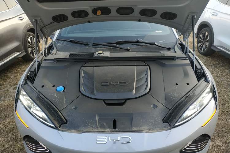 Used BYD Seal 2025 Revised Version 650 Intelligent Driving Edition Engine Bay