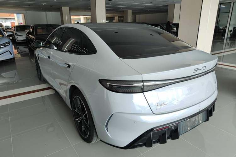 Used BYD Seal 2025 650 Long-Range Version Exterior 2