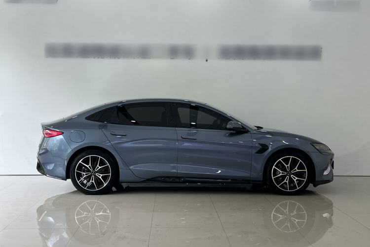 Used BYD Seal 2025 650 Long-Range Version Exterior 2
