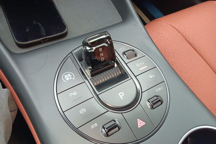 Used BYD Seal 2025 Revised Version 650 Intelligent Driving Edition Gear Lever