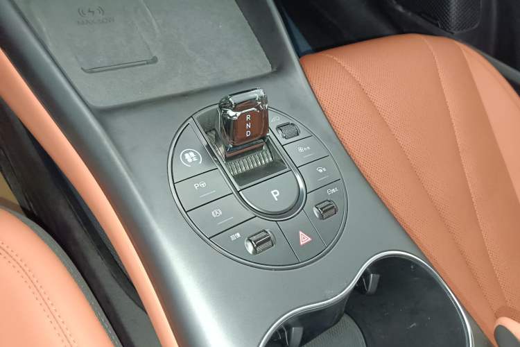 Used BYD Seal 2025 650 Intelligent Driving Version Gear Lever