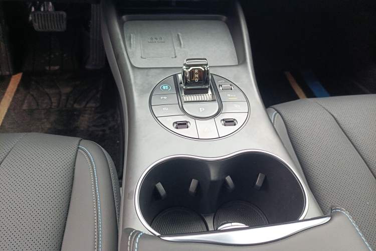 Used BYD Seal 2025 650 Zhihang Edition Gear Lever