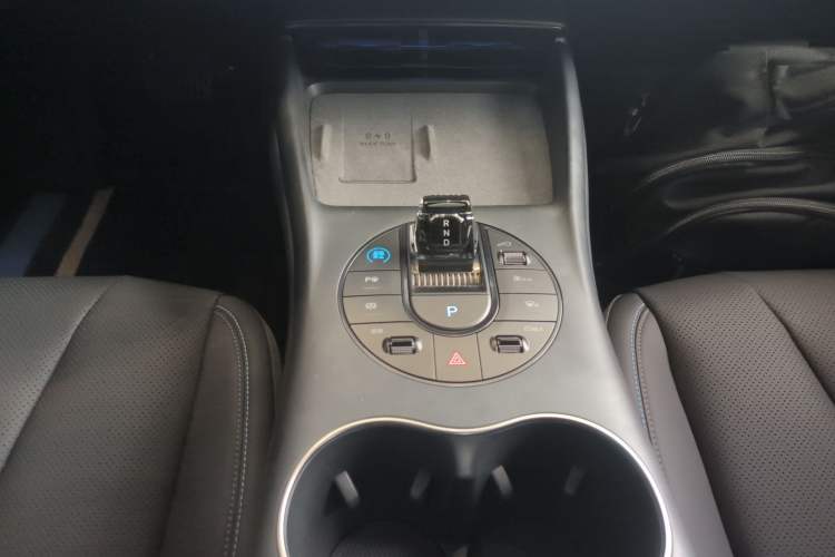 Used BYD Seal 2025 650 Intelligent Driving Version Gear Lever