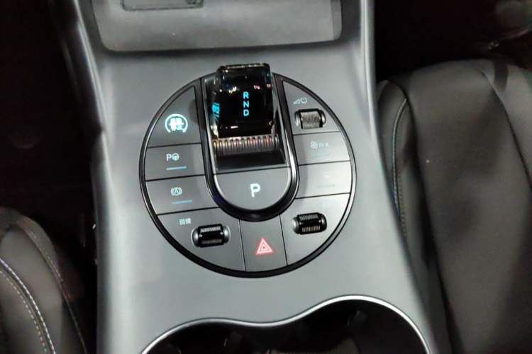 Used BYD Seal 2025 650 Intelligent Driving Version Gear Lever