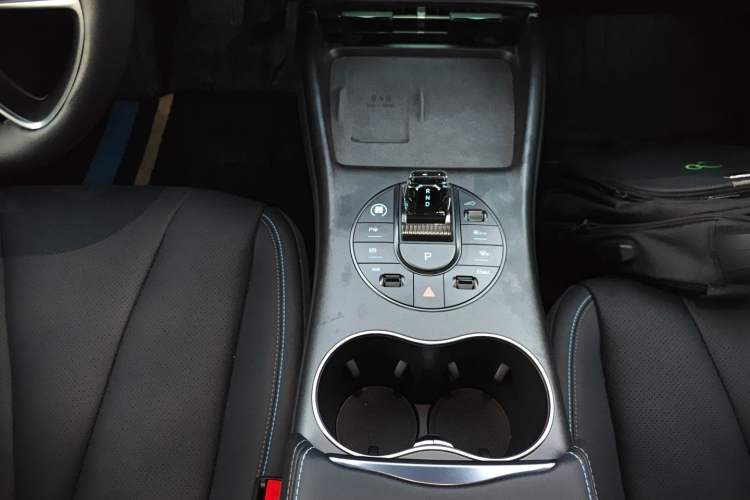 Used BYD Seal 2025 650 Zhihang Edition Gear Lever