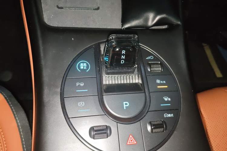 Used BYD Seal 2025 650 Long-Range Version Gear Lever