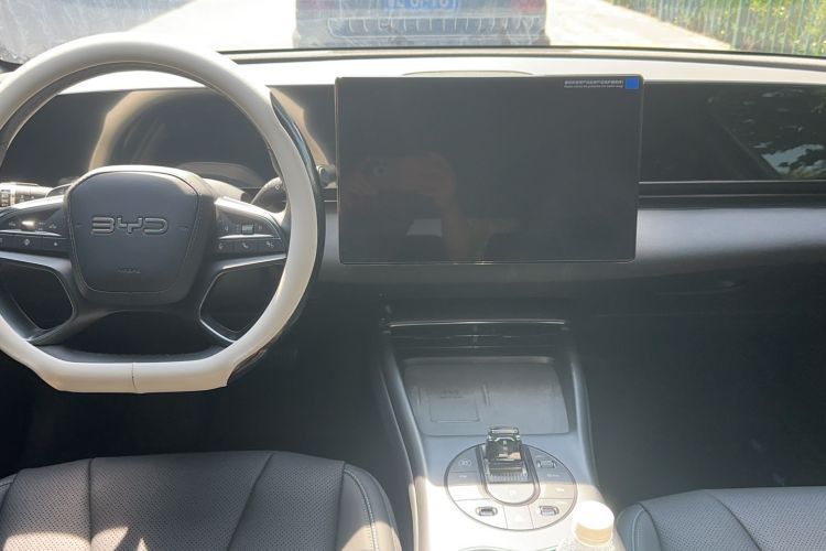 Used BYD Seal 2025 650 Zhihang Edition Interior 4