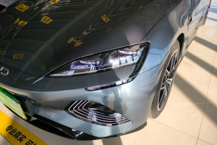 Used BYD Seal 2025 650 Zhihang Edition Left Front Headlight
