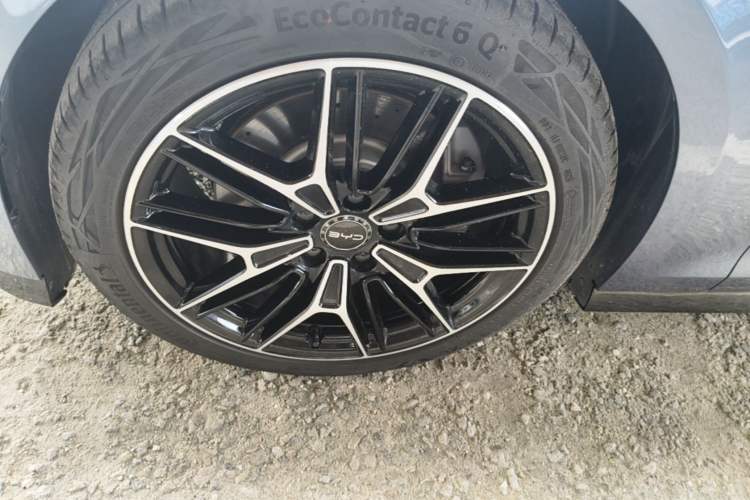 Used BYD Seal 2025 650 Intelligent Driving Version Left Front Wheel Hub