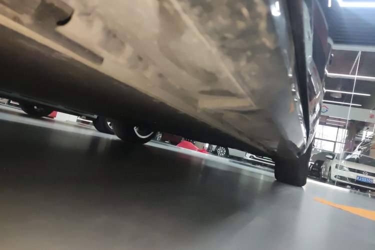 Used BYD Seal 2025 650 Zhihang Edition Left Side Sill