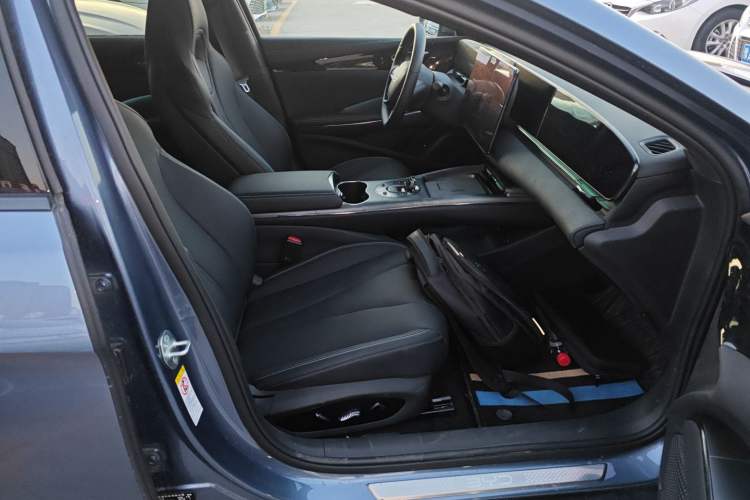 Used BYD Seal 2025 650 Zhihang Edition Right Front Seat