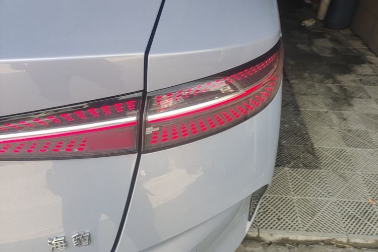 Used BYD Seal 2025 650 Long-Range Version Right Rear Taillight