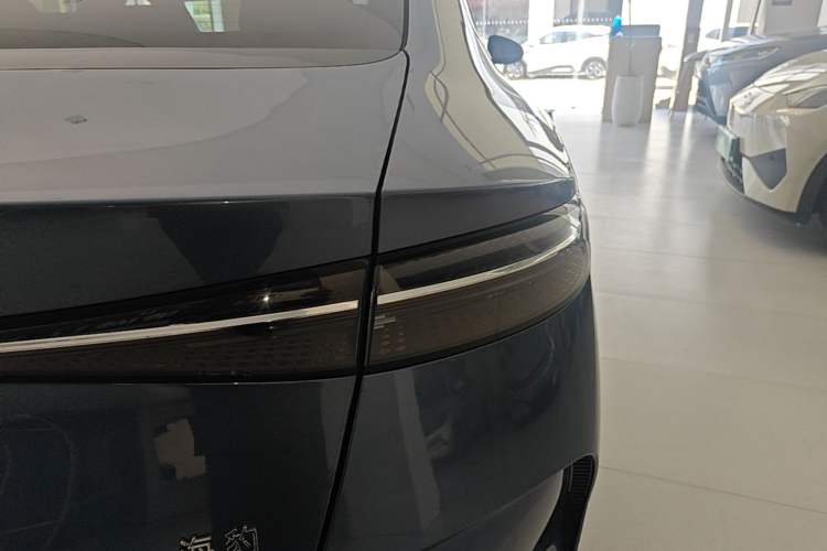Used BYD Seal 2025 650 Long-Range Version Right Rear Taillight
