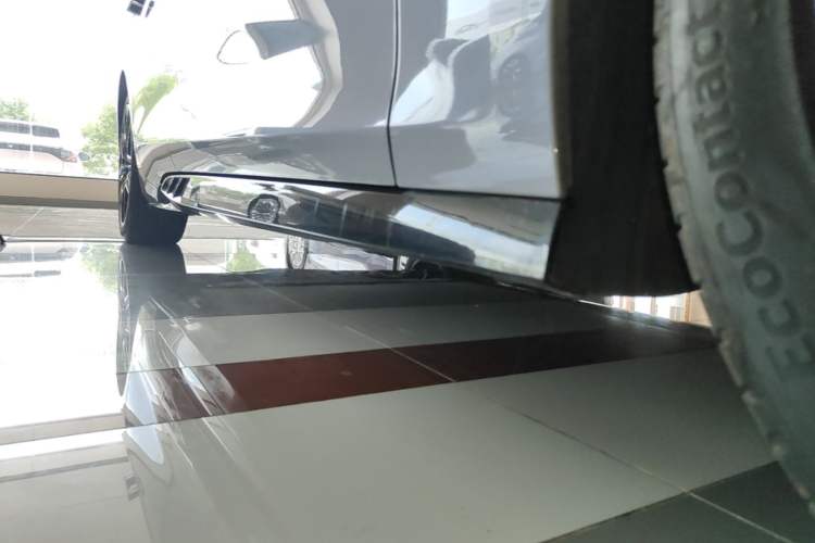 Used BYD Seal 2025 650 Long-Range Version Right Side Sill