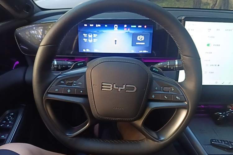 Used BYD Seal 2025 Revised Version 650 Intelligent Driving Edition Steering Wheel