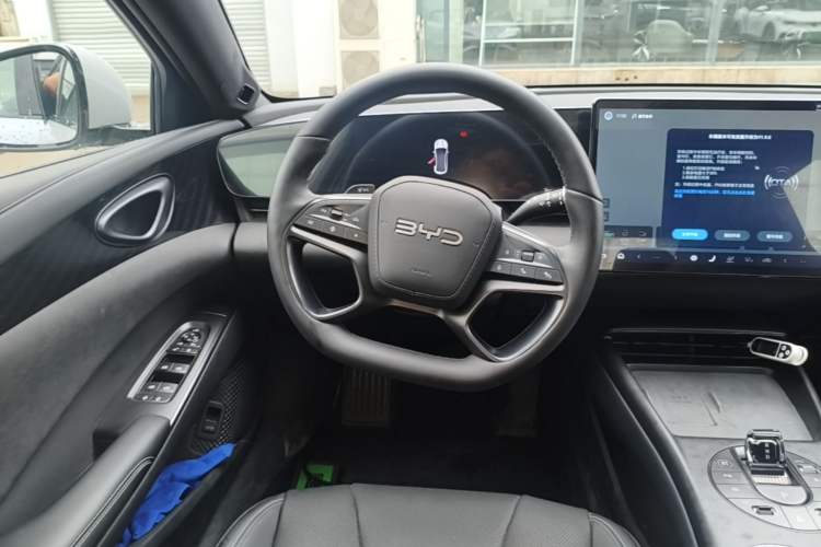 Used BYD Seal 2025 510 Smart Navigation Version Steering Wheel