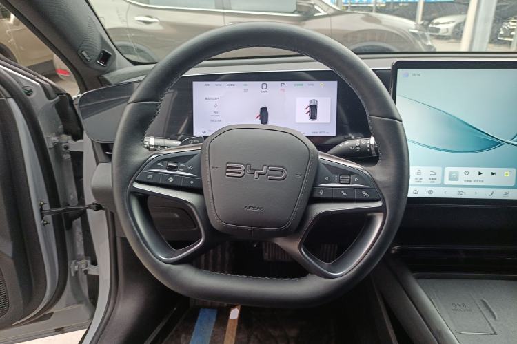 Used BYD Seal 2025 650 Zhihang Edition Steering Wheel