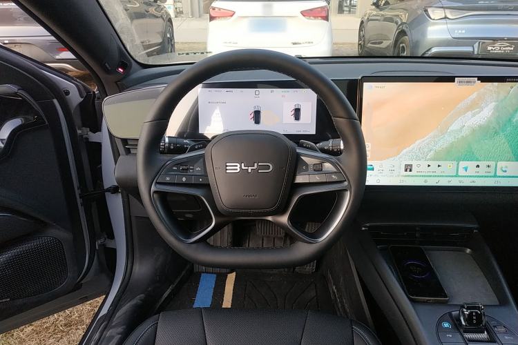 Used BYD Seal 2025 Revised Version 650 Intelligent Driving Edition Steering Wheel