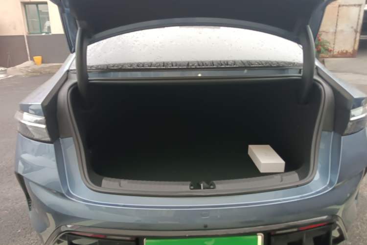 Used BYD Seal 2025 Revised Version 650 Intelligent Driving Edition Trunk