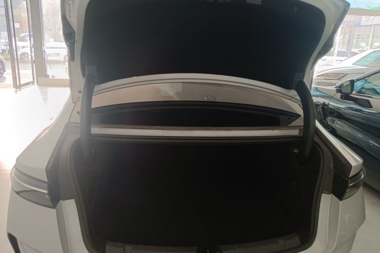 Used BYD Seal 2025 650 Intelligent Driving Version Trunk