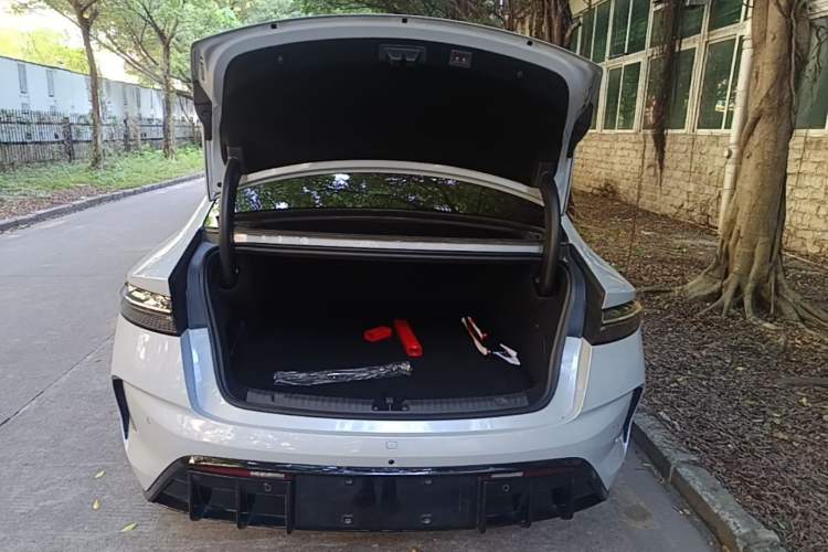 Used BYD Seal 2025 Revised Version 650 Intelligent Driving Edition Trunk