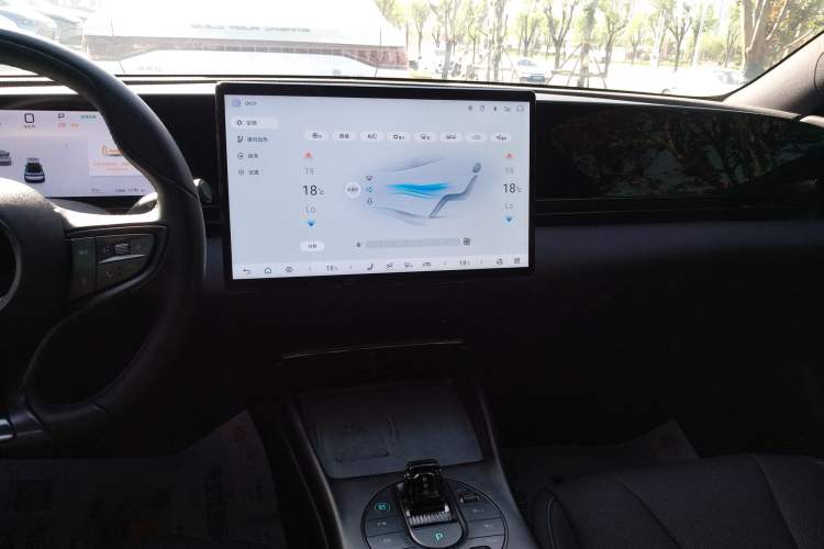 Used BYD Seal 2025 650 Long-Range Version Audio And AC Panel