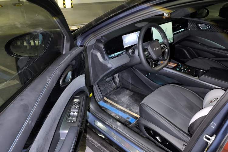 Used BYD Seal 2025 600 All-Wheel Drive Intelligent Driving Version Driver Seat