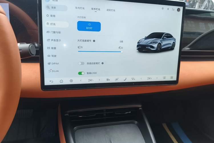 Used BYD Seal 2025 650 Zhihang Edition Audio And AC Panel