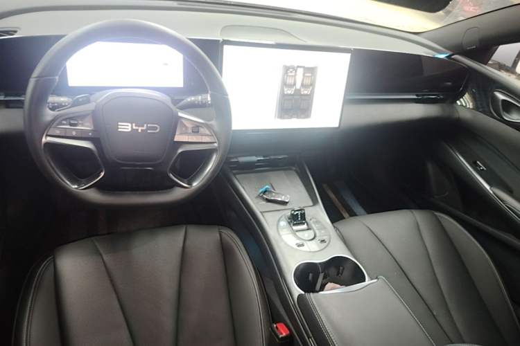 Used BYD Seal 2025 650 Zhihang Edition Center Console