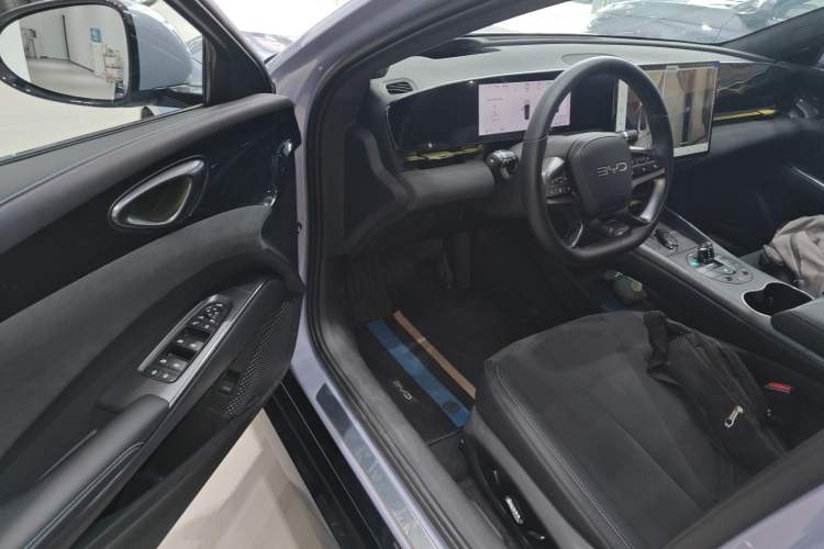 Used BYD Seal 2025 600 All-Wheel Drive Intelligent Driving Version Driver Seat