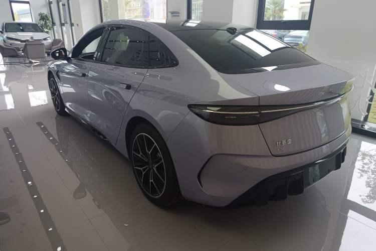 Used BYD Seal 2025 650 Intelligent Driving Version Exterior 3