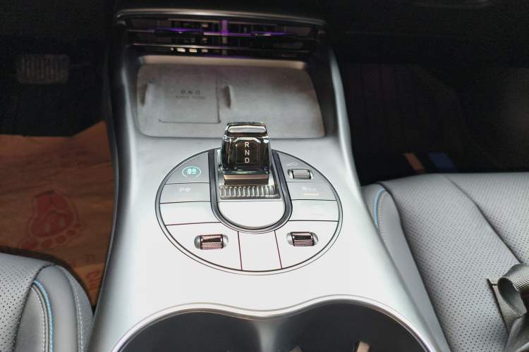 Used BYD Seal 2025 650 Intelligent Driving Version Gear Lever