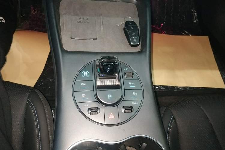 Used BYD Seal 2025 650 Intelligent Driving Version Gear Lever