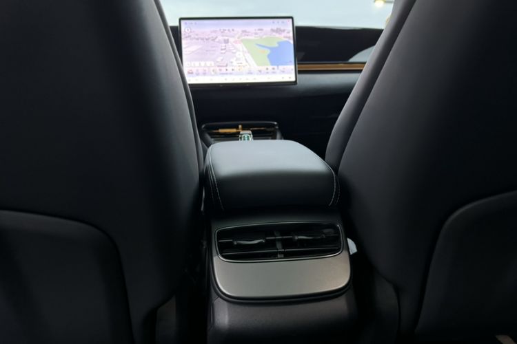 Used BYD Seal 2025 600 All-Wheel Drive Intelligent Driving Version Interior 3