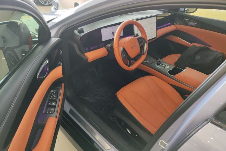 Used BYD Seal 2025 650 Zhihang Edition Interior 3