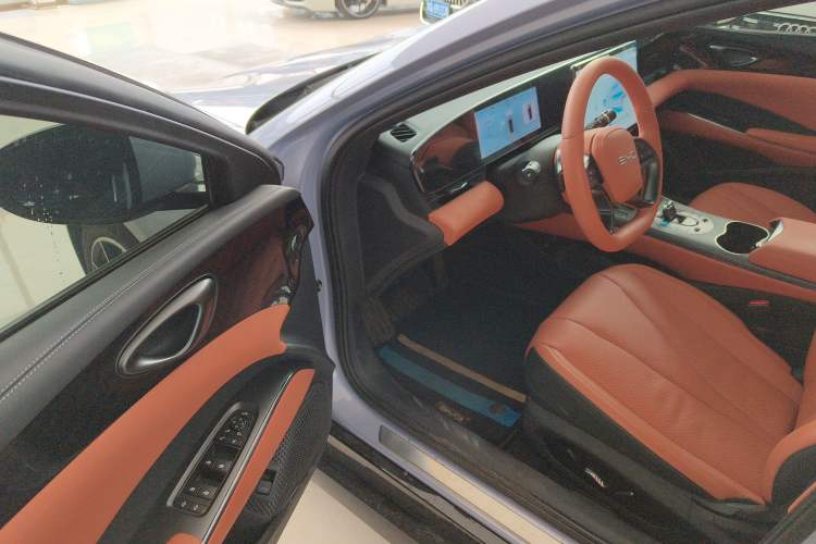 Used BYD Seal 2025 650 Intelligent Driving Version Interior 3