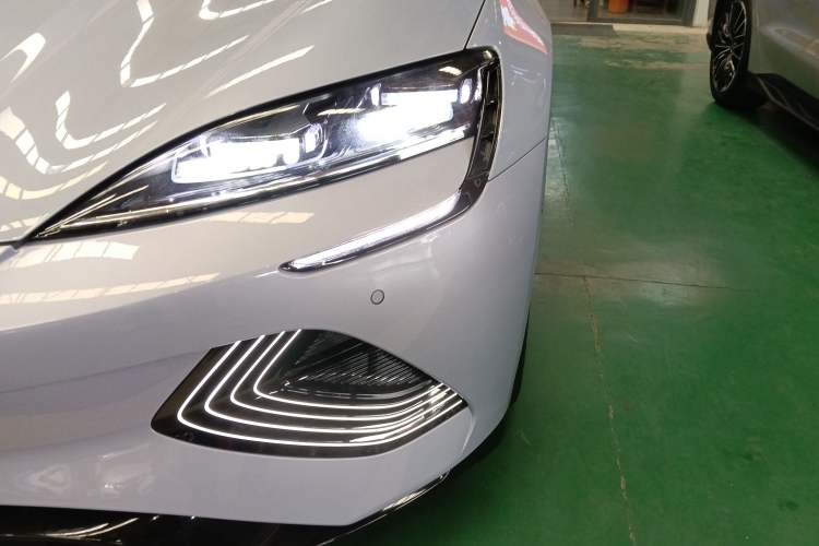Used BYD Seal 2025 510 Smart Navigation Version Left Front Headlight