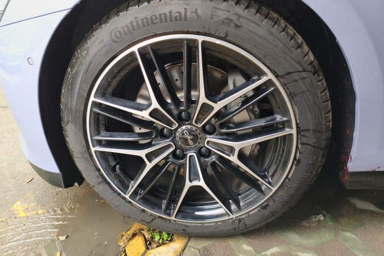 Used BYD Seal 2025 650 Intelligent Driving Version Left Front Wheel Hub