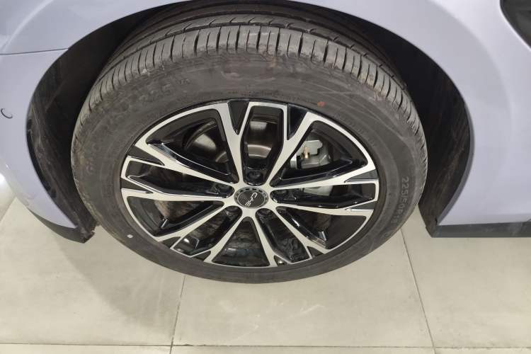 Used BYD Seal 2025 510 Smart Navigation Version Left Front Wheel Hub