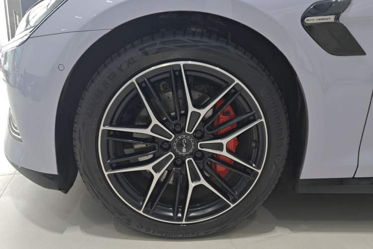 Used BYD Seal 2025 600 All-Wheel Drive Intelligent Driving Version Left Front Wheel Hub
