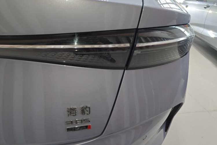 Used BYD Seal 2025 600 All-Wheel Drive Intelligent Driving Version Right Rear Taillight