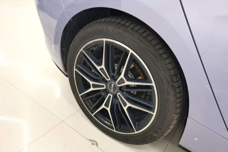 Used BYD Seal 2025 650 Long-Range Version Right Rear Wheel Hub