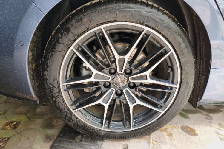 Used BYD Seal 2025 650 Intelligent Driving Version Right Rear Wheel Hub