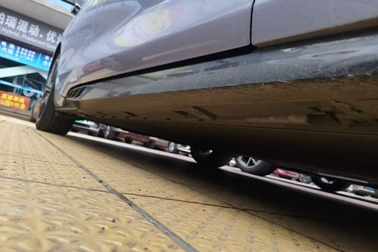 Used BYD Seal 2025 650 Zhihang Edition Right Side Sill