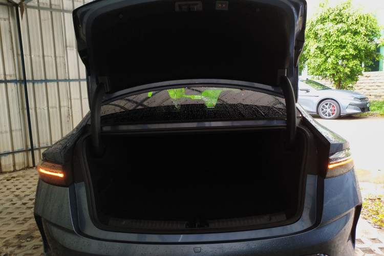 Used BYD Seal 2025 650 Intelligent Driving Version Trunk
