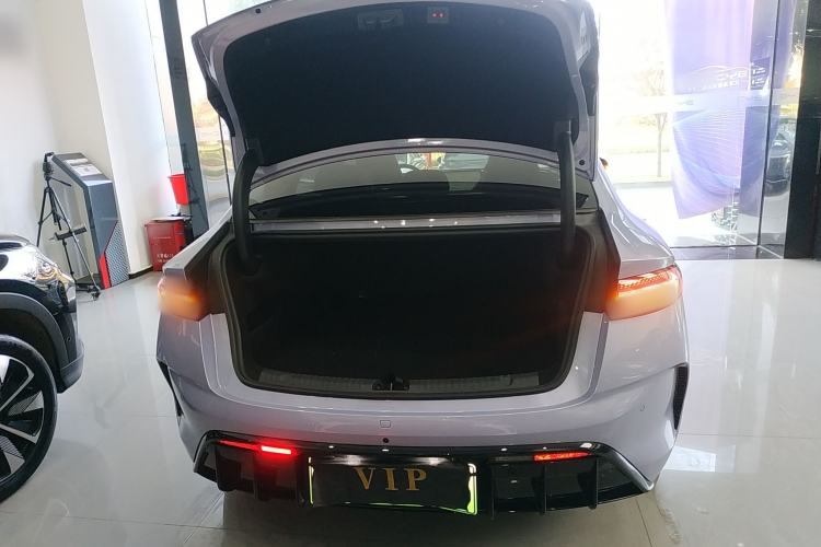 Used BYD Seal 2025 650 Intelligent Driving Version Trunk