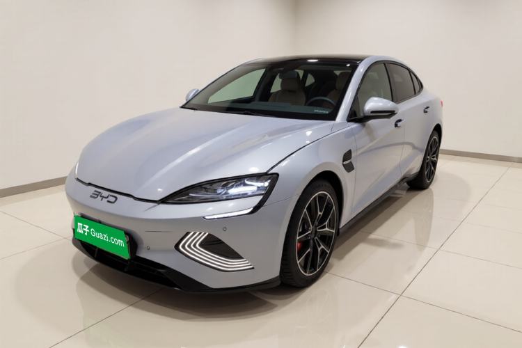 BYD Seal 2025 650 Intelligent Driving Version
