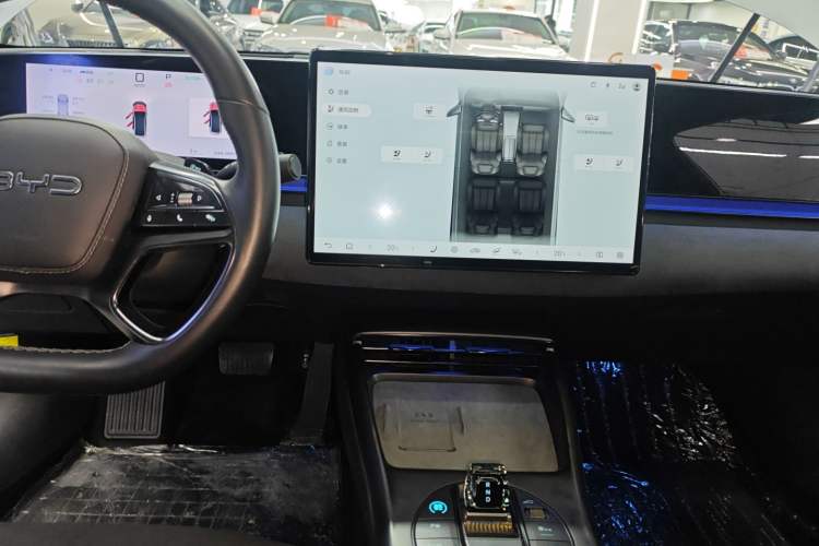 Used BYD Seal 2025 600 All-Wheel Drive Intelligent Driving Version Audio And AC Panel