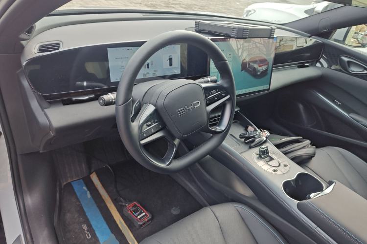 Used BYD Seal 2025 650 Zhihang Edition Center Console